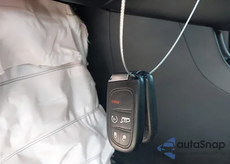 2015 Jeep Cherokee Trailhawk from USA, damaged, VIN 1C4PJMBS7FW654338